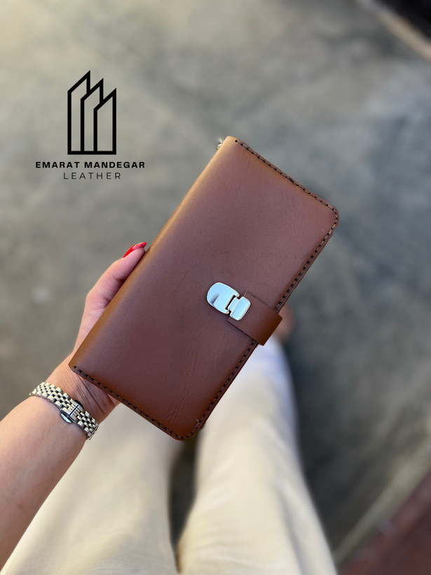 کیف پول چرمی قفل مگنتی مدل کیهان | عمارت ماندگار