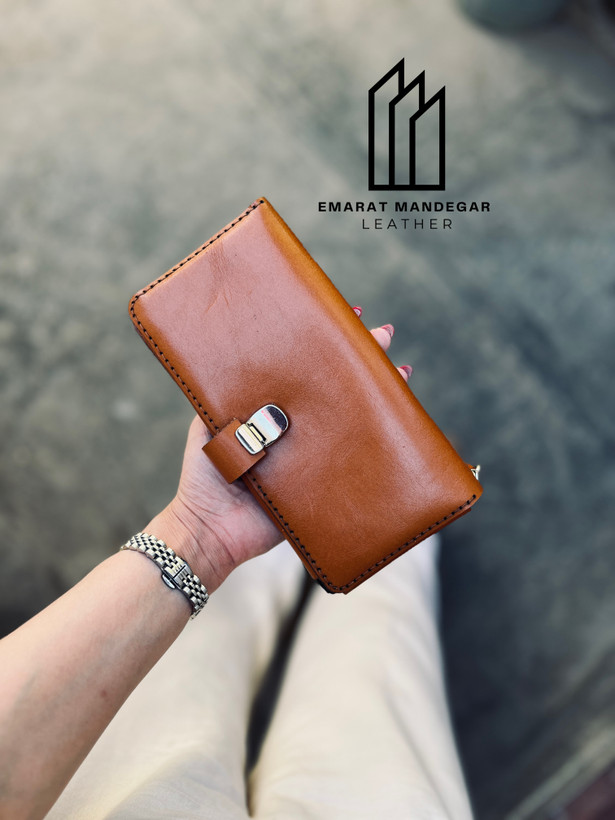 کیف پول چرمی قفل مگنتی مدل کیهان | عمارت ماندگار